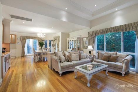 Property photo of 2A Clitheroe Court Glen Iris VIC 3146