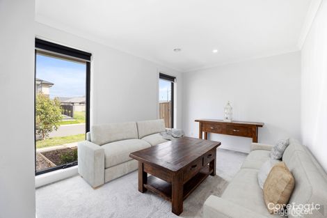 Property photo of 26 Thornbury Street Donnybrook VIC 3064