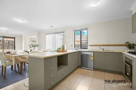 Property photo of 19 Paringa Pass Wyndham Vale VIC 3024