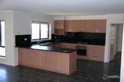Property photo of 2 Alexander Avenue Wallan VIC 3756