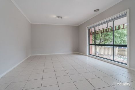 Property photo of 5 Franklin Avenue Roxburgh Park VIC 3064