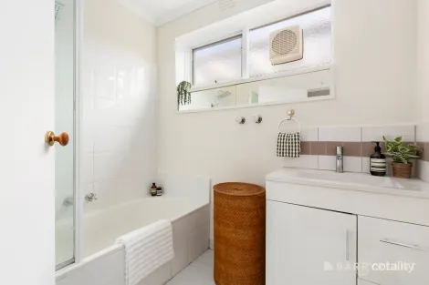 Property photo of 2/5 Weymar Street Cheltenham VIC 3192
