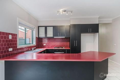 Property photo of 5 Franklin Avenue Roxburgh Park VIC 3064