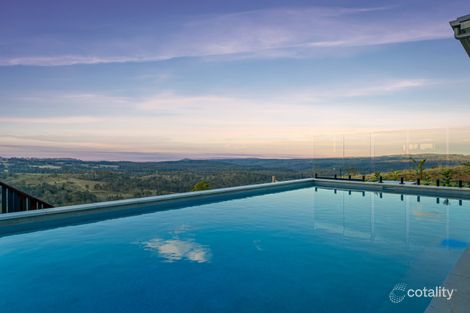 Property photo of 11 Hampton View Court Hampton QLD 4352