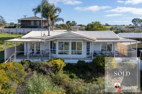 Property photo of 3 North Terrace Mannum SA 5238