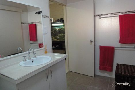 Property photo of 16 Julia Percy Close Bentley Park QLD 4869