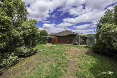 Property photo of 11 Kennedia Close Hoppers Crossing VIC 3029