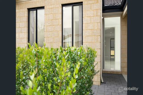 Property photo of 18 Montane Turn Banksia Grove WA 6031