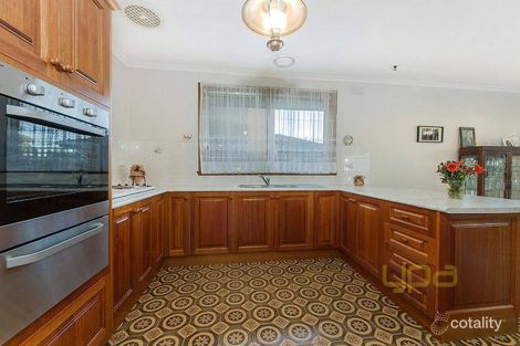 Property photo of 1 Mavis Crescent Kings Park VIC 3021