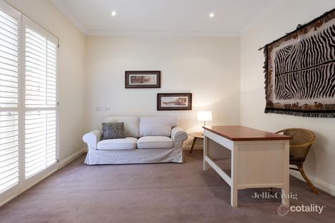 1c Golden Qdrt, Glen Iris, VIC 3146