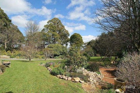 Property photo of 16-18 Observatory Road Mount Dandenong VIC 3767