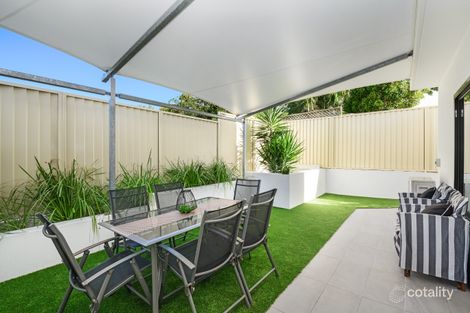 Property photo of 2/15 Percy Street Redcliffe QLD 4020