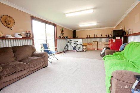 Property photo of 24 Northcott Avenue Singleton Heights NSW 2330