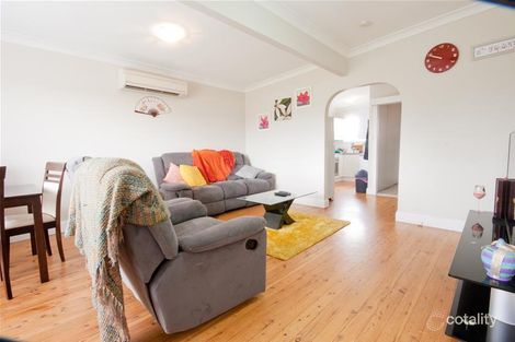 Property photo of 24 Northcott Avenue Singleton Heights NSW 2330
