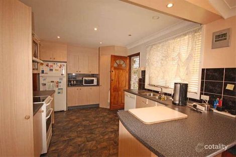 Property photo of 11 Lindley Avenue Macquarie Fields NSW 2564