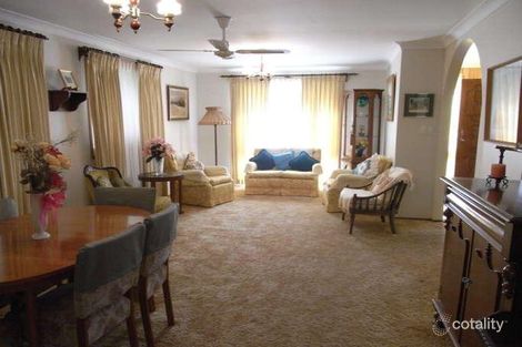 Property photo of 34 Amaroo Road Hillvue NSW 2340