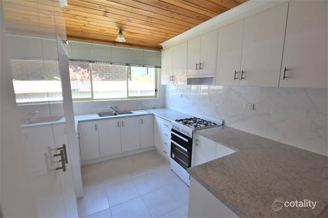 Property photo of 16 Bruce Street Moe VIC 3825