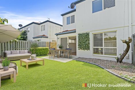 3/183 Government Rd, Labrador, QLD 4215