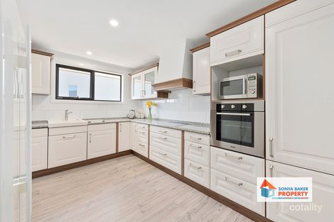 Property photo of 18 Cardinal Court Park Grove TAS 7320