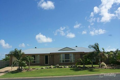 8 Thomas Mitchell Ct, Rural View, QLD 4740
