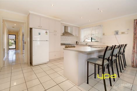 Property photo of 2 Moody Court Roxburgh Park VIC 3064