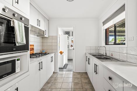 Property photo of 5 Trent Close Werribee VIC 3030