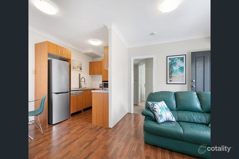 Property photo of 4/8 Kitchener Street Coorparoo QLD 4151