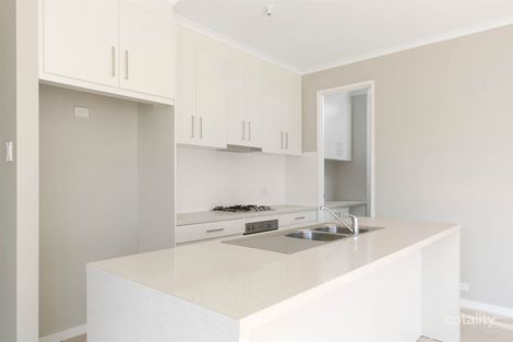 Property photo of 16 Emerald Drive Hayborough SA 5211