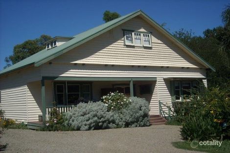 2 Farnham Rd, Healesville, VIC 3777