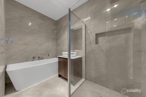 Property photo of 18 Sinopia Street Tarneit VIC 3029