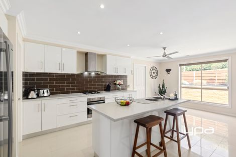 Property photo of 13 Greenhill Court Sunbury VIC 3429