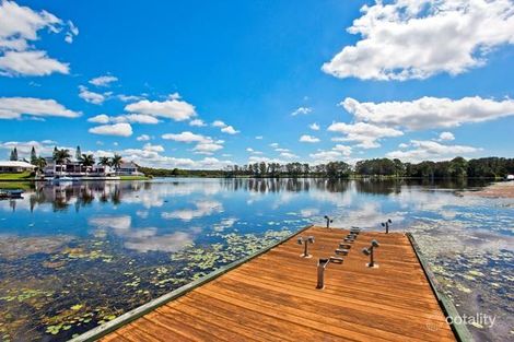 151 Santa Cruz Bvd, Clear Island Waters, QLD 4226