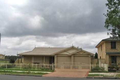 17 Hyatts Rd, Oakhurst, NSW 2761