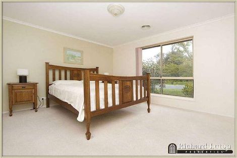 Property photo of 32 Acacia Drive Jerrabomberra NSW 2619