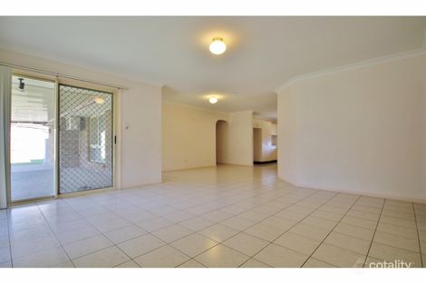 33 Macknish Cres, Coopers Plains, QLD 4108