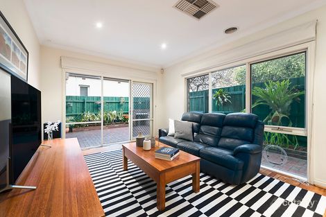 Property photo of 8 Pine Street Brighton VIC 3186