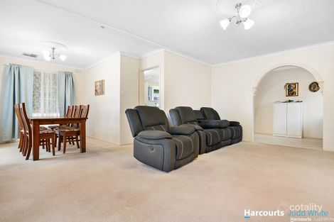 Property photo of 10 Crocus Crescent Glen Waverley VIC 3150