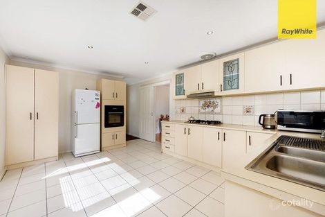Property photo of 4 Shepherds Grove Kings Park VIC 3021