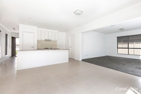 Property photo of 37 Chase Boulevard Alfredton VIC 3350