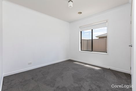 Property photo of 37 Chase Boulevard Alfredton VIC 3350