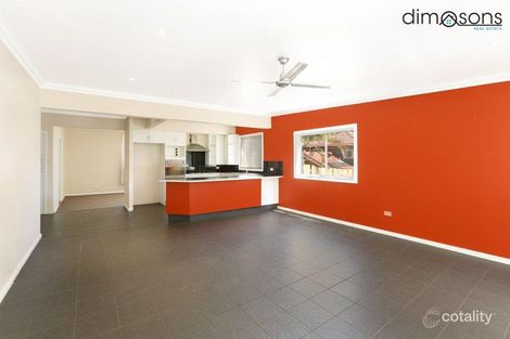 Property photo of 8 Eirene Avenue Mangerton NSW 2500