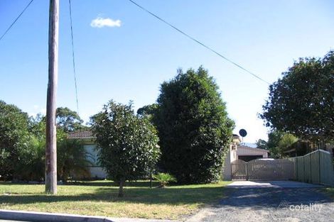 94 Barton St, Oak Flats, NSW 2529