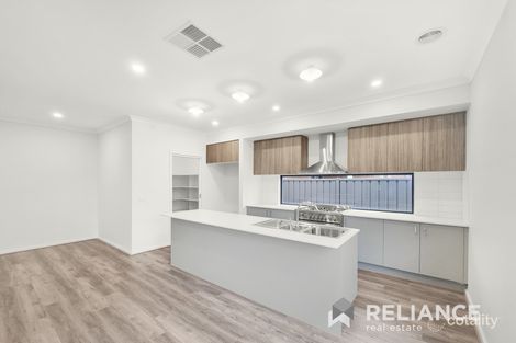 Property photo of 39 Iconic Drive Tarneit VIC 3029