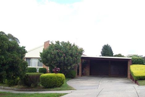 Property photo of 10 Nyora Close Endeavour Hills VIC 3802