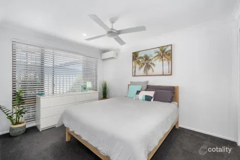 Property photo of 1/24 Wagtail Court Burleigh Waters QLD 4220