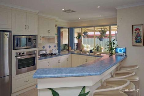 Property photo of 17 Martindale Place Walkley Heights SA 5098
