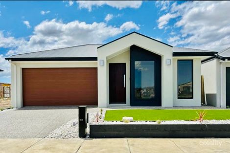 9 Lynnwood Dr, Mickleham, VIC 3064