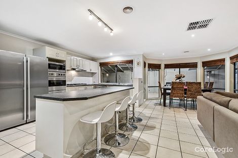 Property photo of 25 Hillsmeade Drive Melton West VIC 3337