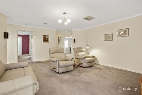 Property photo of 5 Davern Court Werribee VIC 3030