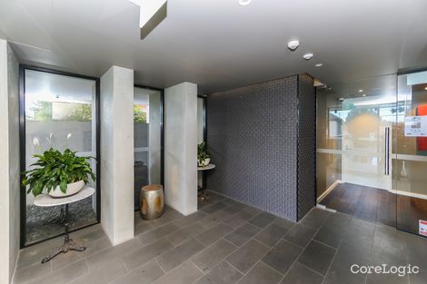 Property photo of 209/17 Riversdale Road Hawthorn VIC 3122